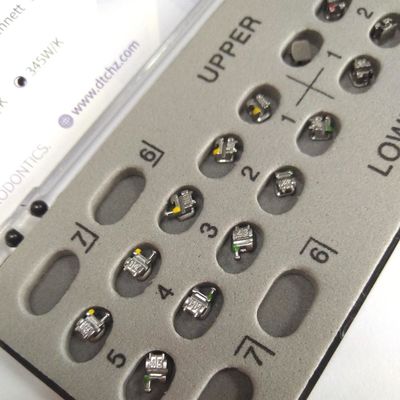 Exclusive Self Ligating Roth Brackets Mini Size Maximum Benefits for Dental Treatment