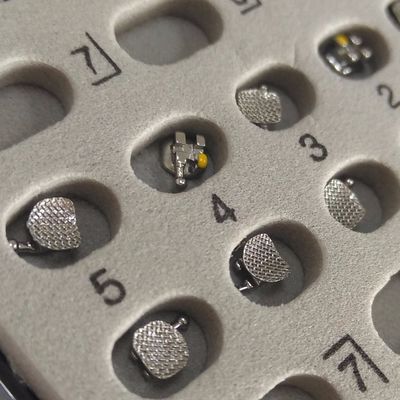 CE ISO Certified DTC Dental Brackets The Fashionable Choice for Orthodontic Treatment