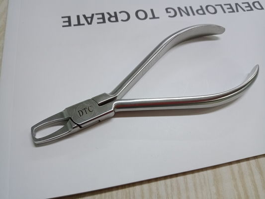 Orthodontic Materials DTC Pliers for Removing Brackets 3 Year Shelf Life Durable Design